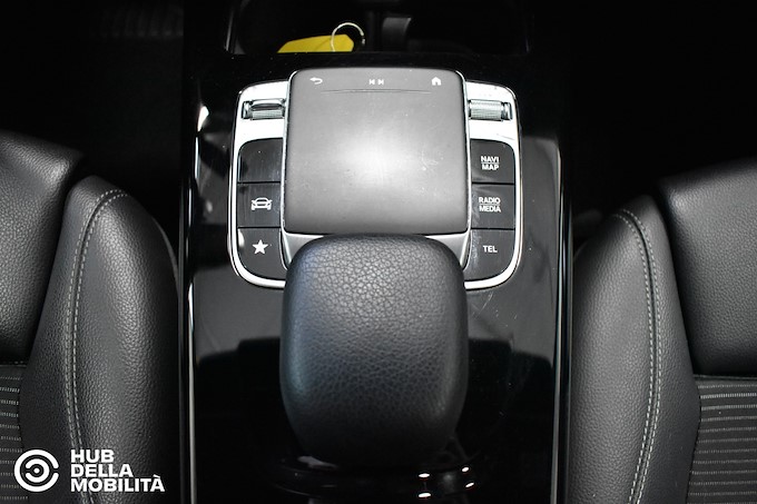 MERCEDES-BENZ A 180 d Automatic Sport